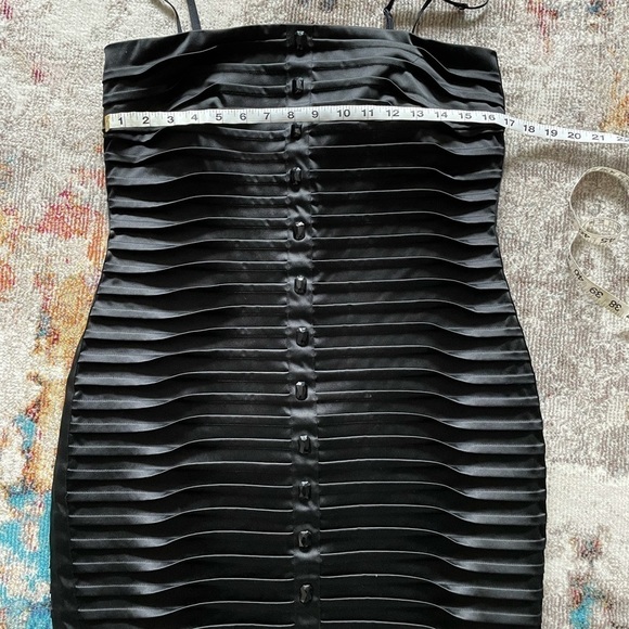 𝅺STUNNING 🤩 NWT/NO Vintage Strapless Chiara Boni Black Strapless Dress Sz 10 - Picture 5 of 16